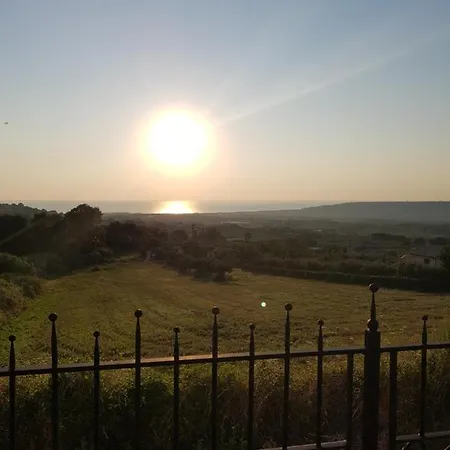 Bed & Breakfast Moen 4*