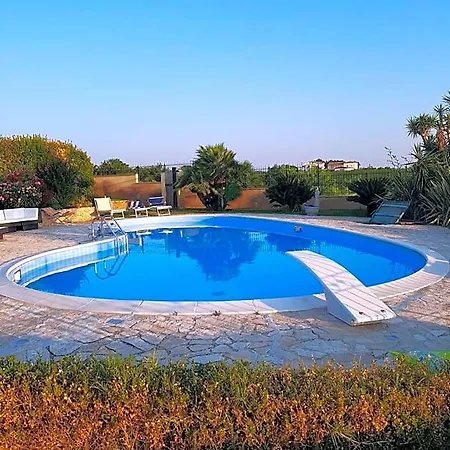 Moen 4*